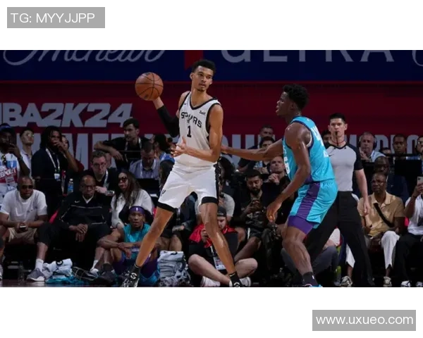 文班亚马法国队首秀表现惊艳27分大胜意大利吸引众多NBA球探关注